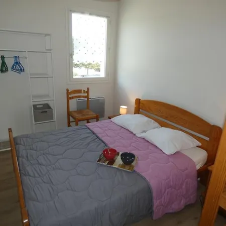 Pour 6 Personnes A 10m Des Plages, Animaux Acceptes, Parking - Fr-1-540-244 Notre-Dame-de-Monts